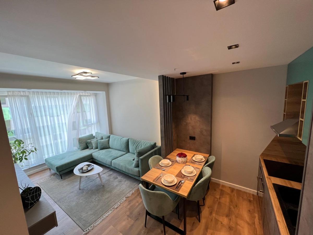 Aia Suites & Apartments 地拉那 外观 照片