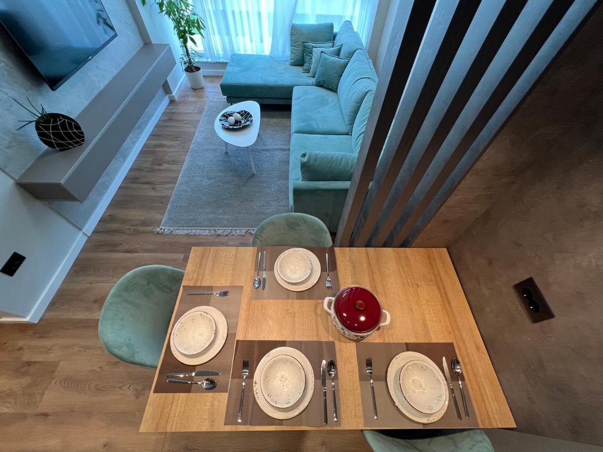 Aia Suites & Apartments 地拉那 外观 照片