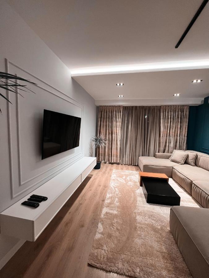 Aia Suites & Apartments 地拉那 外观 照片