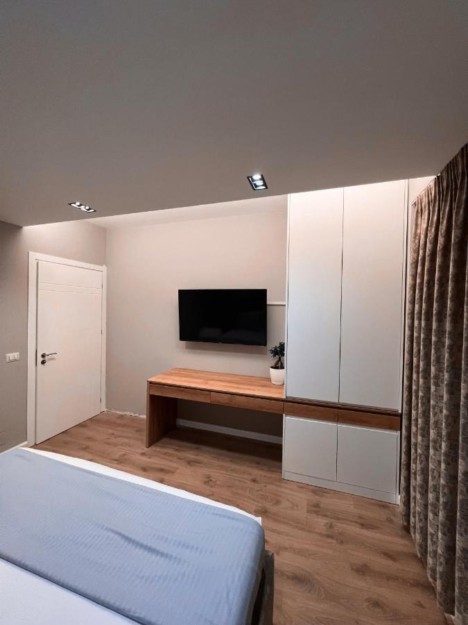 Aia Suites & Apartments 地拉那 外观 照片