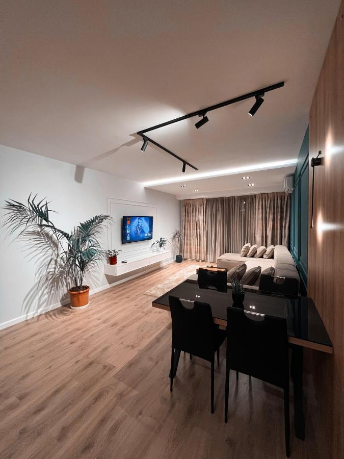 Aia Suites & Apartments 地拉那 外观 照片