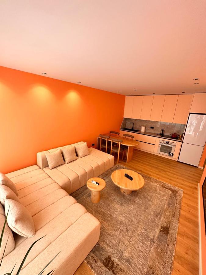 Aia Suites & Apartments 地拉那 外观 照片