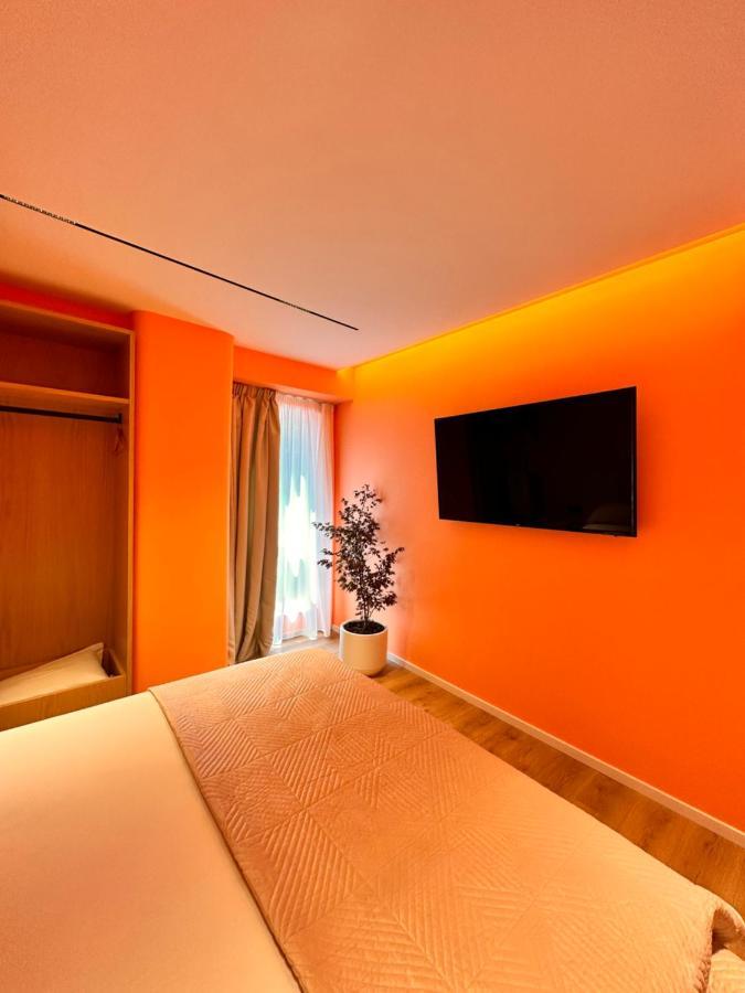 Aia Suites & Apartments 地拉那 外观 照片